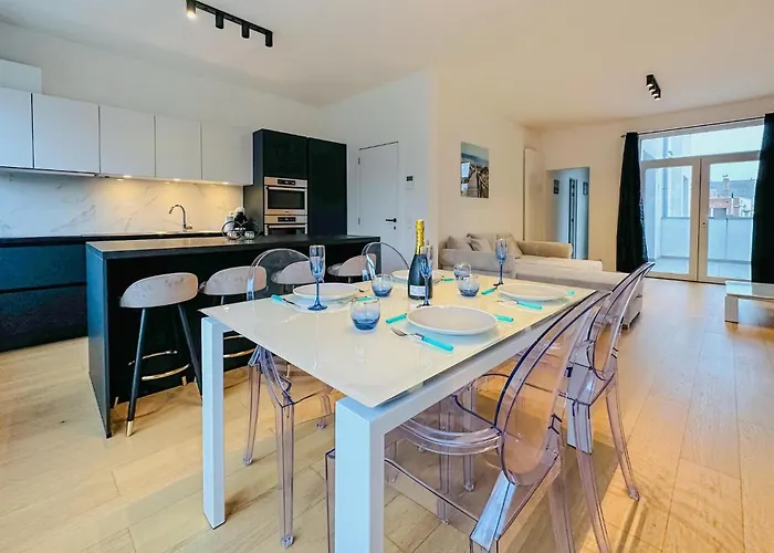 1 Bedroom Nice Apartment In Oostende